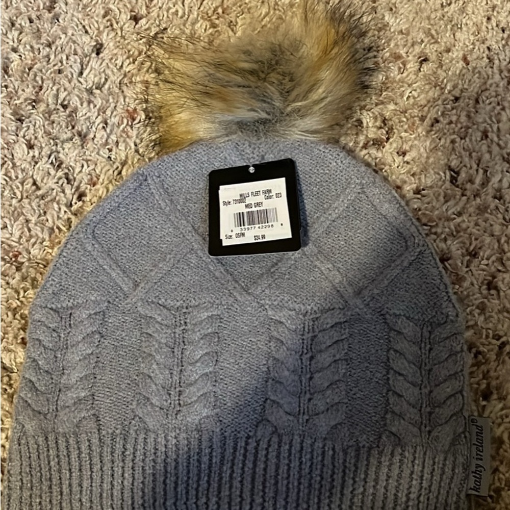 Gray Knit Beanie with Faux Fur Pom